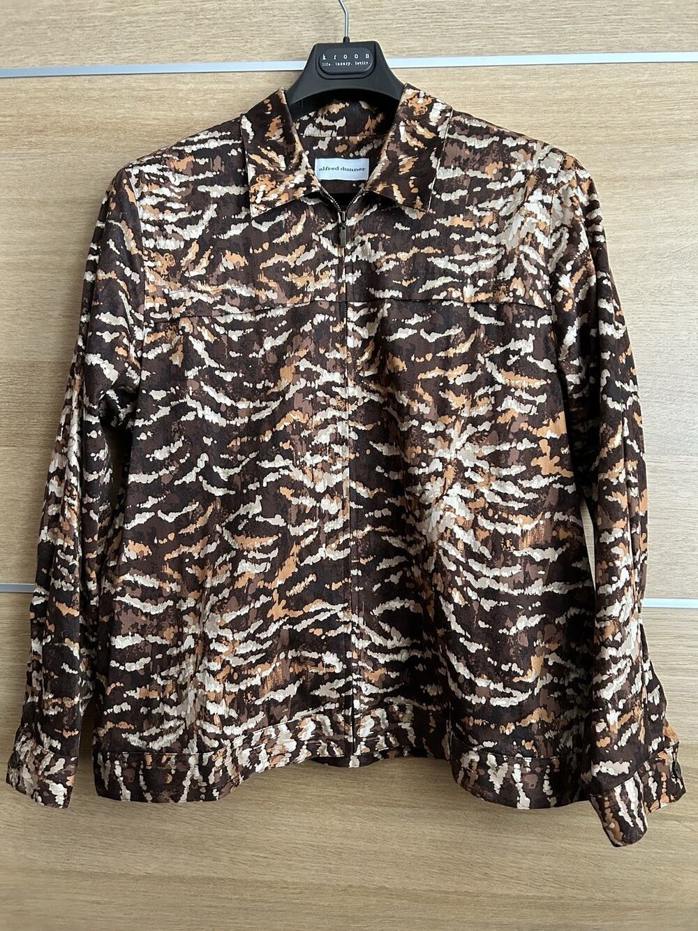 Alfred Dunner Women's Sz 18 lightweight Jacket Zip up Animal Print Gold Accent